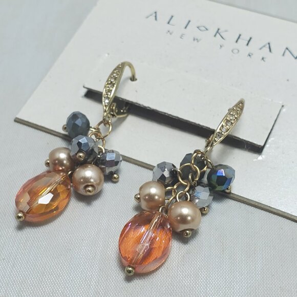 Ali Khan gold tone with amber-toned bead crystal dangle earring - Picture 4 of 4